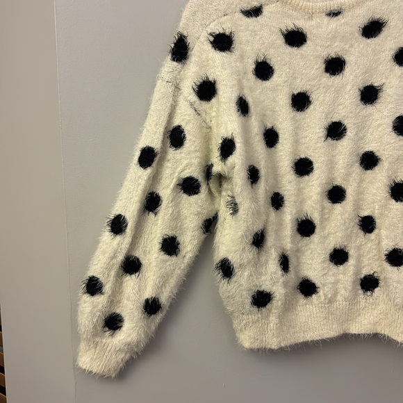 💜Wednesday’s Girl Jumper In Fluffy Spot Knit For Women Cream Black Spot size L - Picture 8 of 10